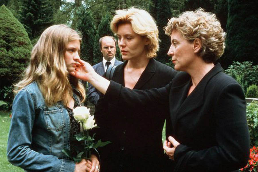 Das Konto: Nadine Fano, Maike Bollow, Peggy Lukac
