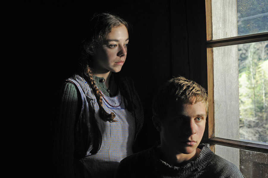 Der Verdingbub - Lisa Brand, Max Hubacher