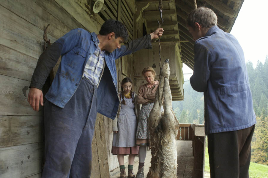 Der Verdingbub - Max Simonischek, Lisa Brand, Katja Riemann, Max Hubacher