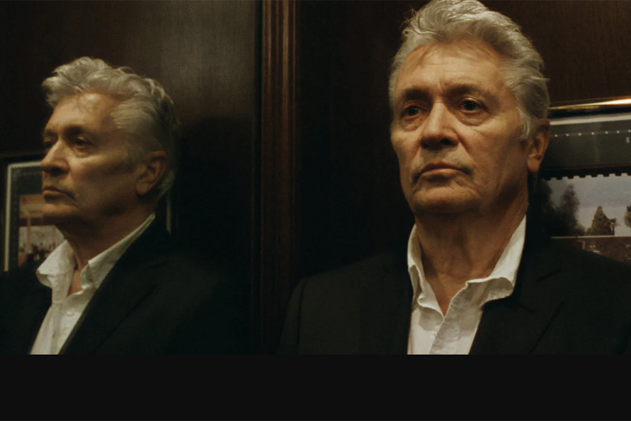 Am Hang: Henry Hübchen