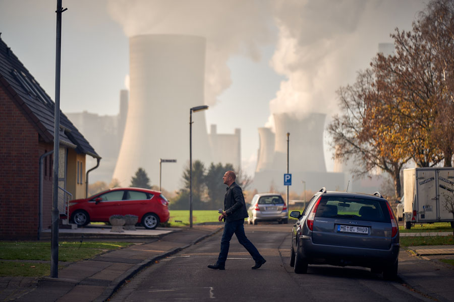 INGO THIEL - Ein Maedchen wird vermisst: Heino Ferch